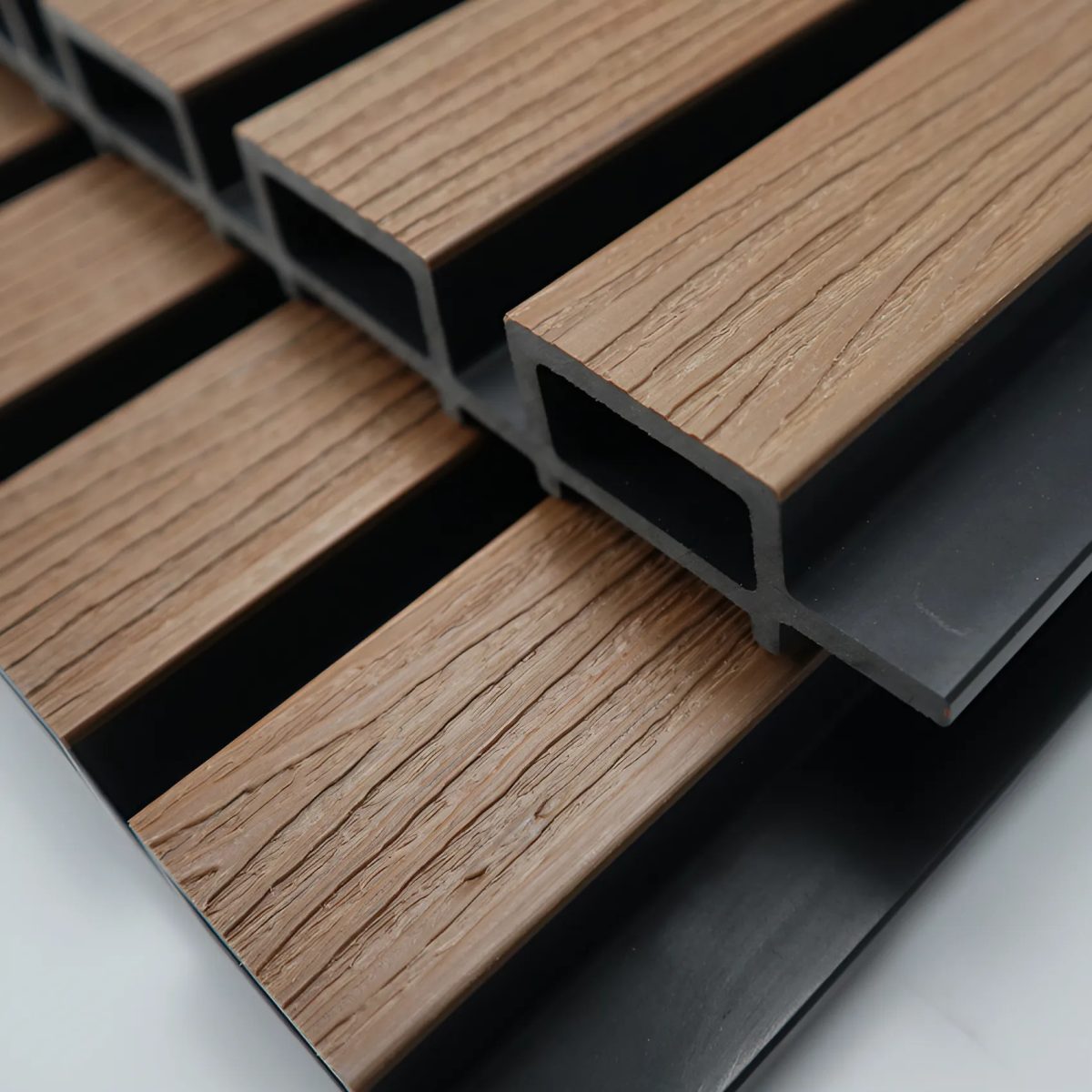 WPC fasadni panel