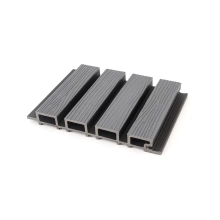 WPC fasadna obloga SIVA/CRNA, 219x2900 mm, valovita tekstura, half co-extrusion (0,63 m²)