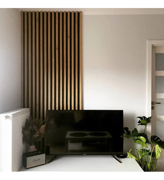 Tanka lamela za razmak, črna, 3cm široka, 275 cm višine