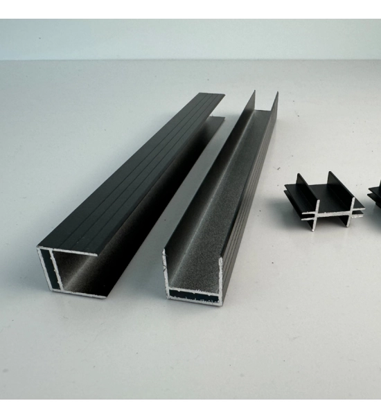 2 KOM aluminijski pokrov za WPC ogradu, 26x24 mm, 1730 mm dužina, crna