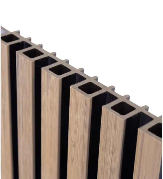 WPC fasadni panel, 223x26x2900 mm, SVJETLI HRAST s crnim fugama, 6 rešetki (0,64 m²)