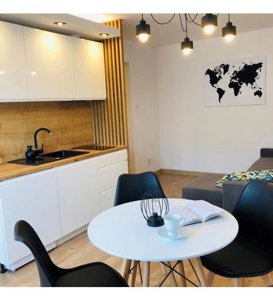 Decorative wooden acoustic wall panel, oak, 28x275cm (0.77 m²)